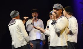 FOKUS_Innenhof_Acapella_12.jpg